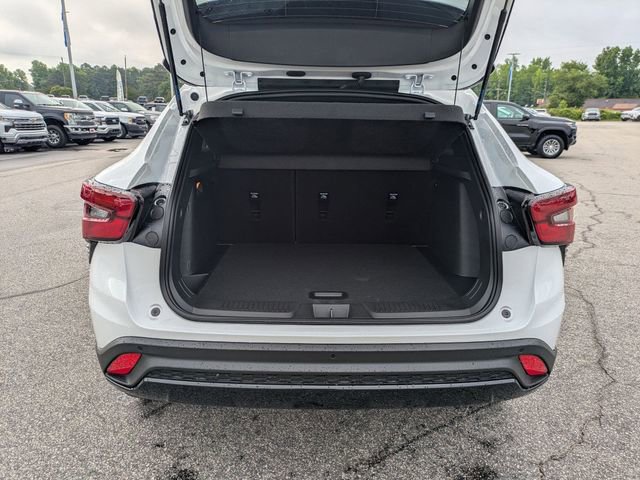 New 2026 Chevrolet Trax RS w/ Sunroof Package FWD image 29