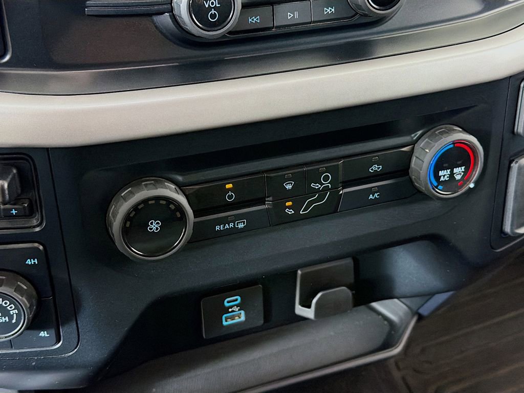 Used 2023 Ford F150 XLT image 35