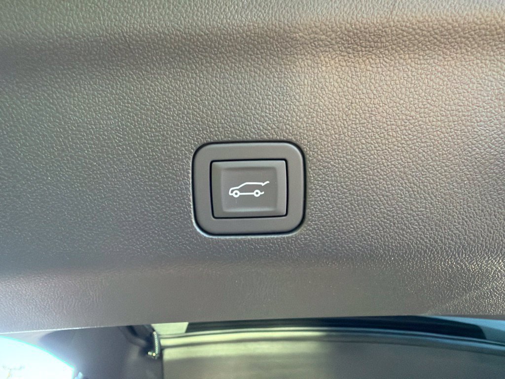 New 2026 GMC Yukon AT4 w/ AT4 Premium Plus Package AWD/4WD image 45