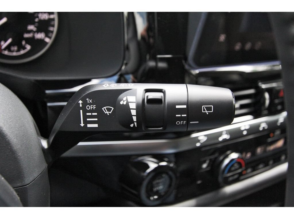 New 2026 Nissan Pathfinder SV FWD image 18