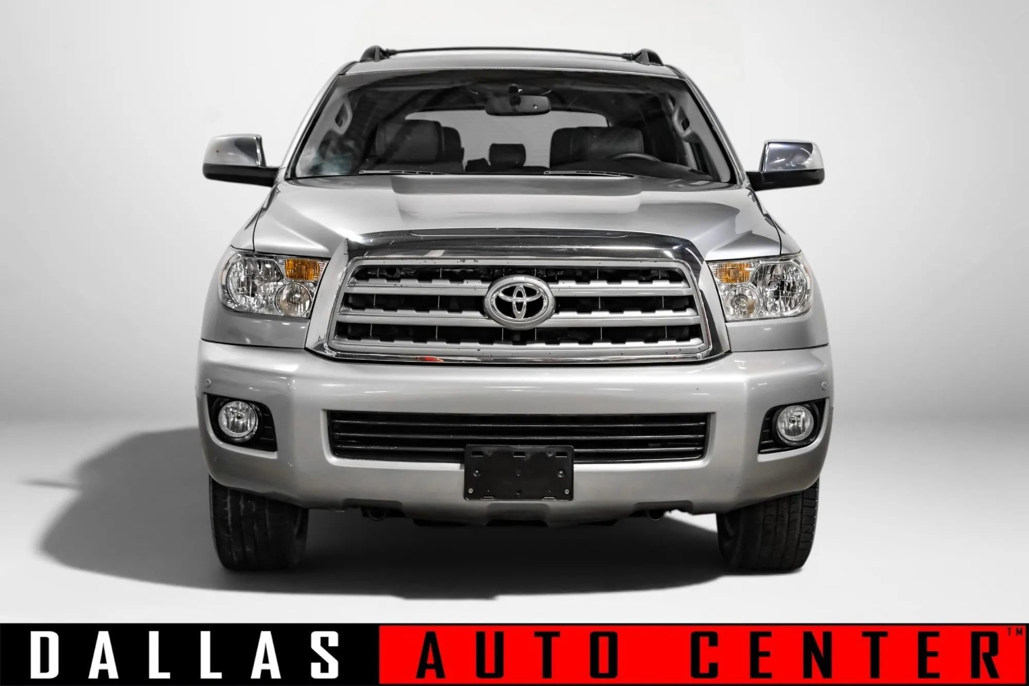 Used 2013 Toyota Sequoia Limited RWD image 2