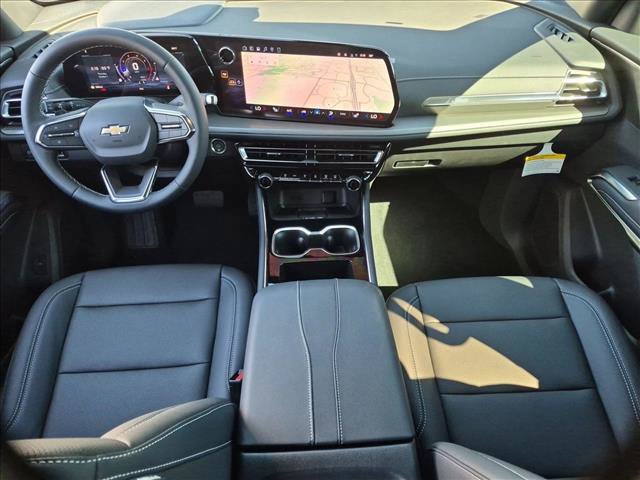 New 2027 Chevrolet Traverse LT w/ Sun and Wheel Package FWD image 15