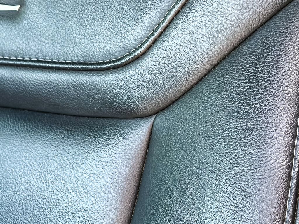 Certified 2024 Cadillac XT6 Luxury w/ LPO, Floor Liner Package FWD image 53