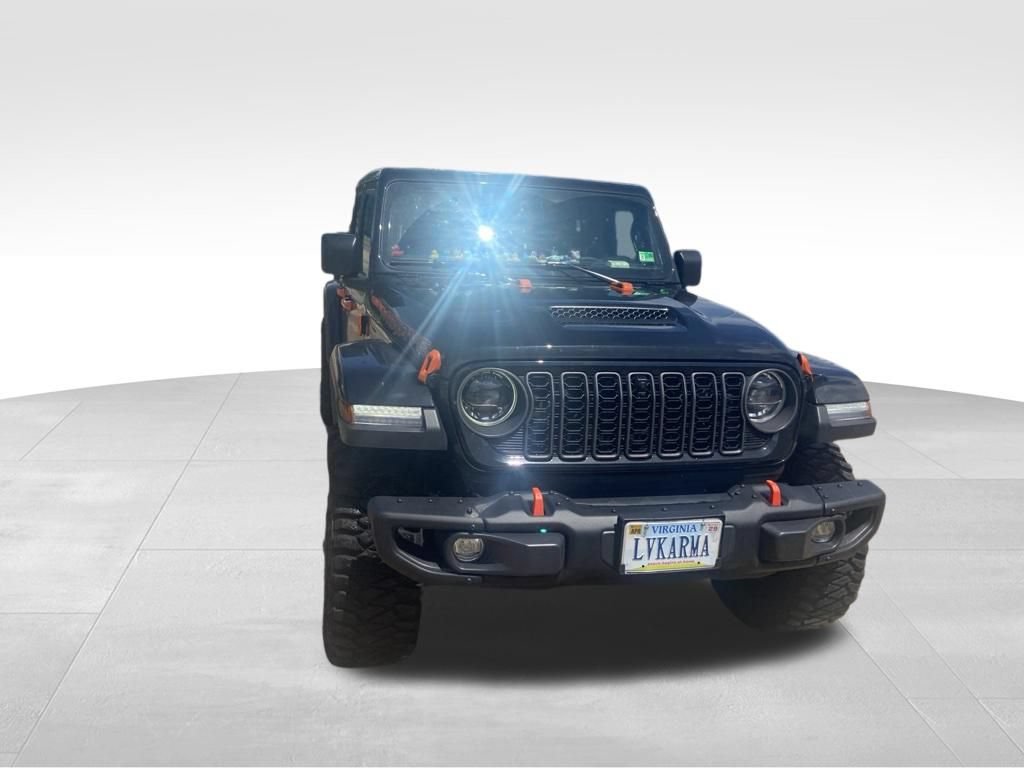 Used 2025 Jeep Gladiator Mojave AWD/4WD image 5