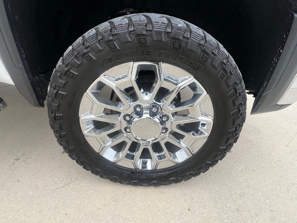 Used 2025 GMC Sierra 2500 SLT w/ SLT Convenience Package image 22