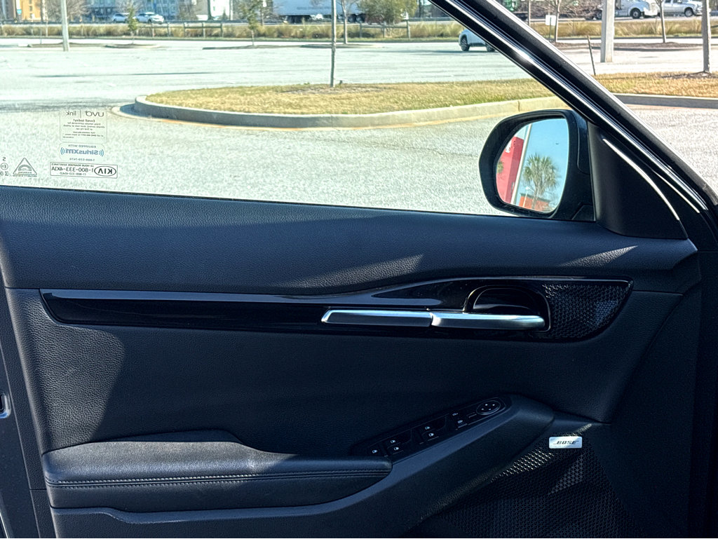 Used 2021 Kia Seltos SX w/ SX Sunroof Package AWD/4WD image 8