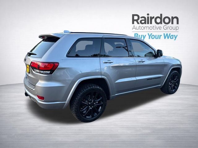 Used 2021 Jeep Grand Cherokee Laredo X AWD/4WD image 7