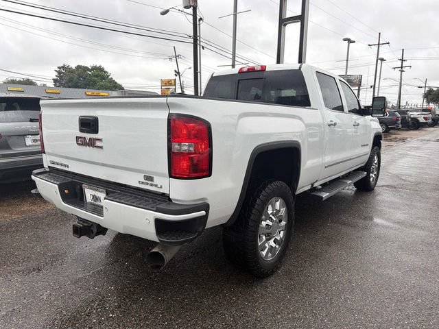 Used 2019 GMC Sierra 2500 Denali w/ Duramax Plus Package AWD/4WD image 6