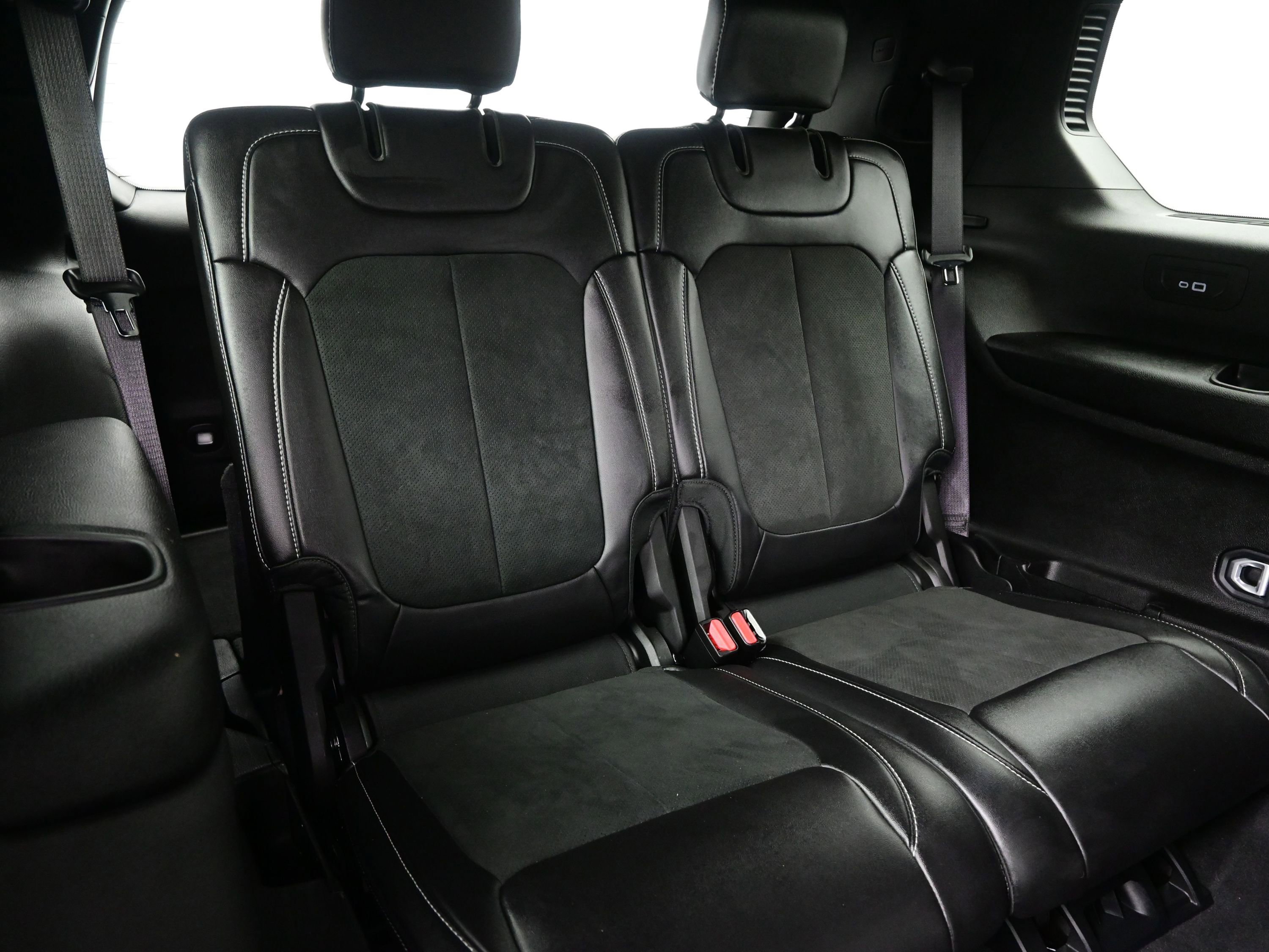 Used 2025 Jeep Grand Cherokee L Altitude image 16