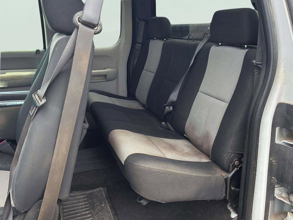 Used 2007 GMC Sierra 1500 W/T w/ Work Truck Preferred Package image 34