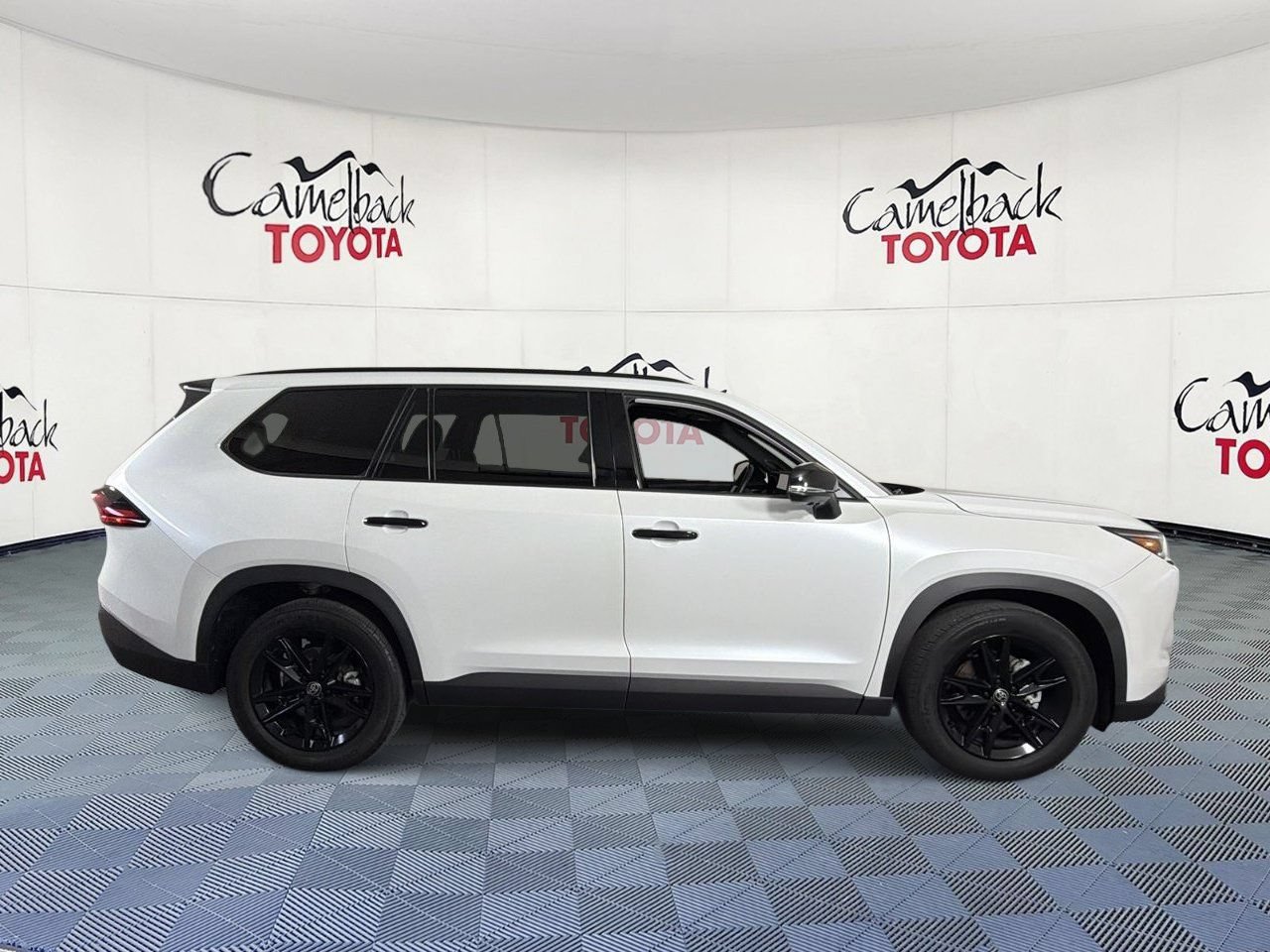 Used 2025 Toyota Grand Highlander AWD Hybrid image 8