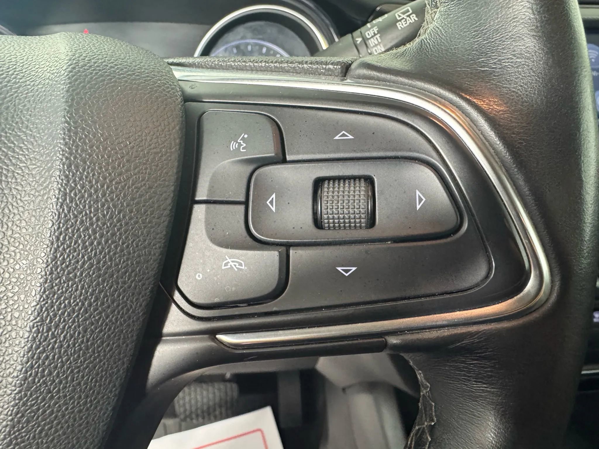 Used 2021 Buick Encore GX Preferred w/ Cold Weather Comfort Package AWD/4WD image 16