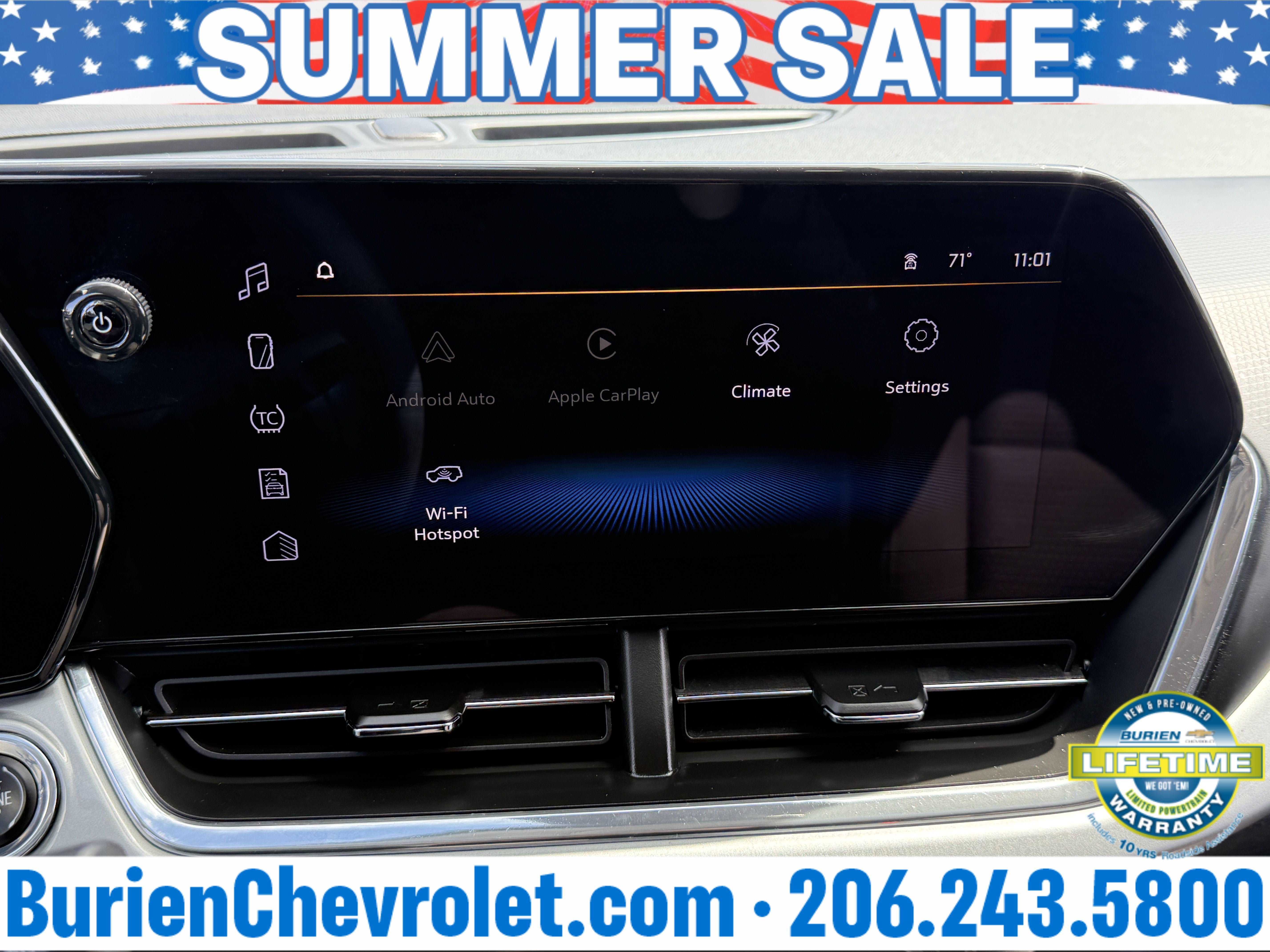 Used 2025 Chevrolet Trax LT FWD image 16
