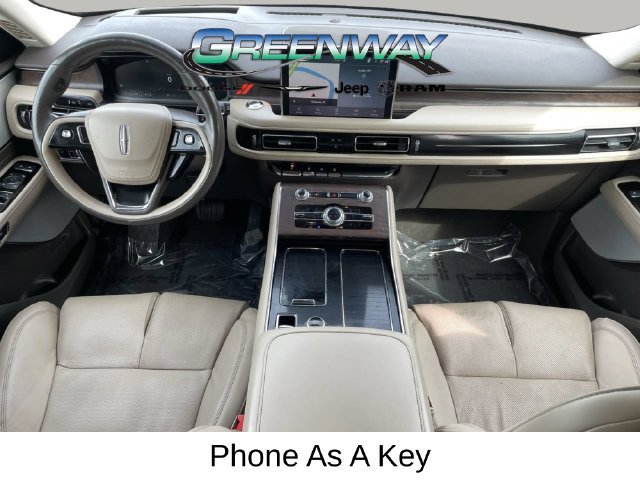 Used 2023 Lincoln Aviator Reserve w/ Equipment Group 201A AWD/4WD image 11