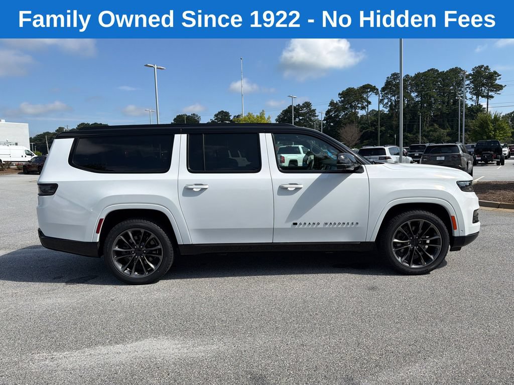Used 2025 Jeep Grand Wagoneer L Series II Obsidian w/ Quick Order Packagew 28T AWD/4WD image 8