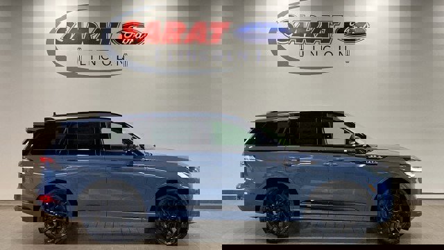 Used 2026 Lincoln Aviator Reserve w/ Jet Appearance Package