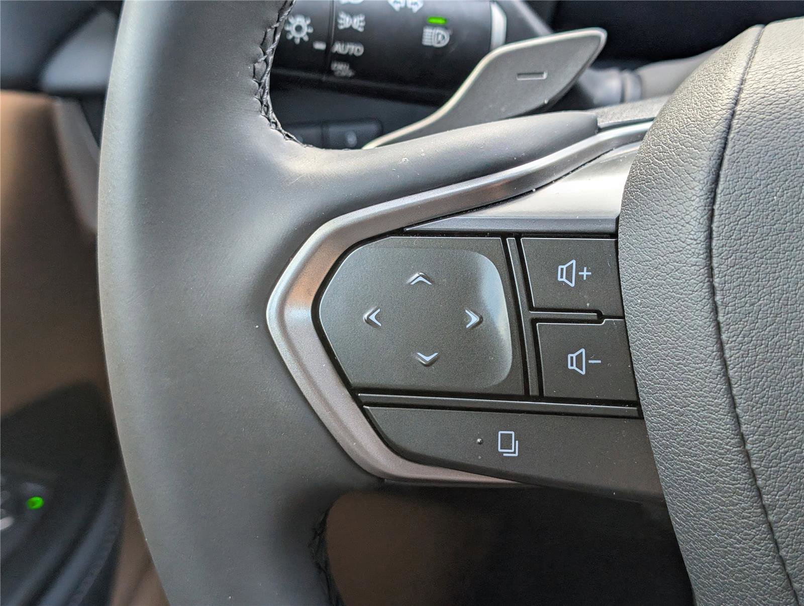 Certified 2025 Lexus RZ 450e image 23