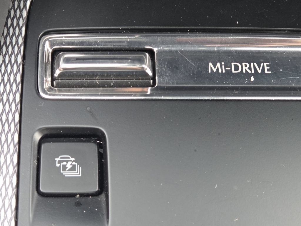 Certified 2024 MAZDA CX-90 Plug-In Hybrid w/ Premium Plus AWD/4WD image 12