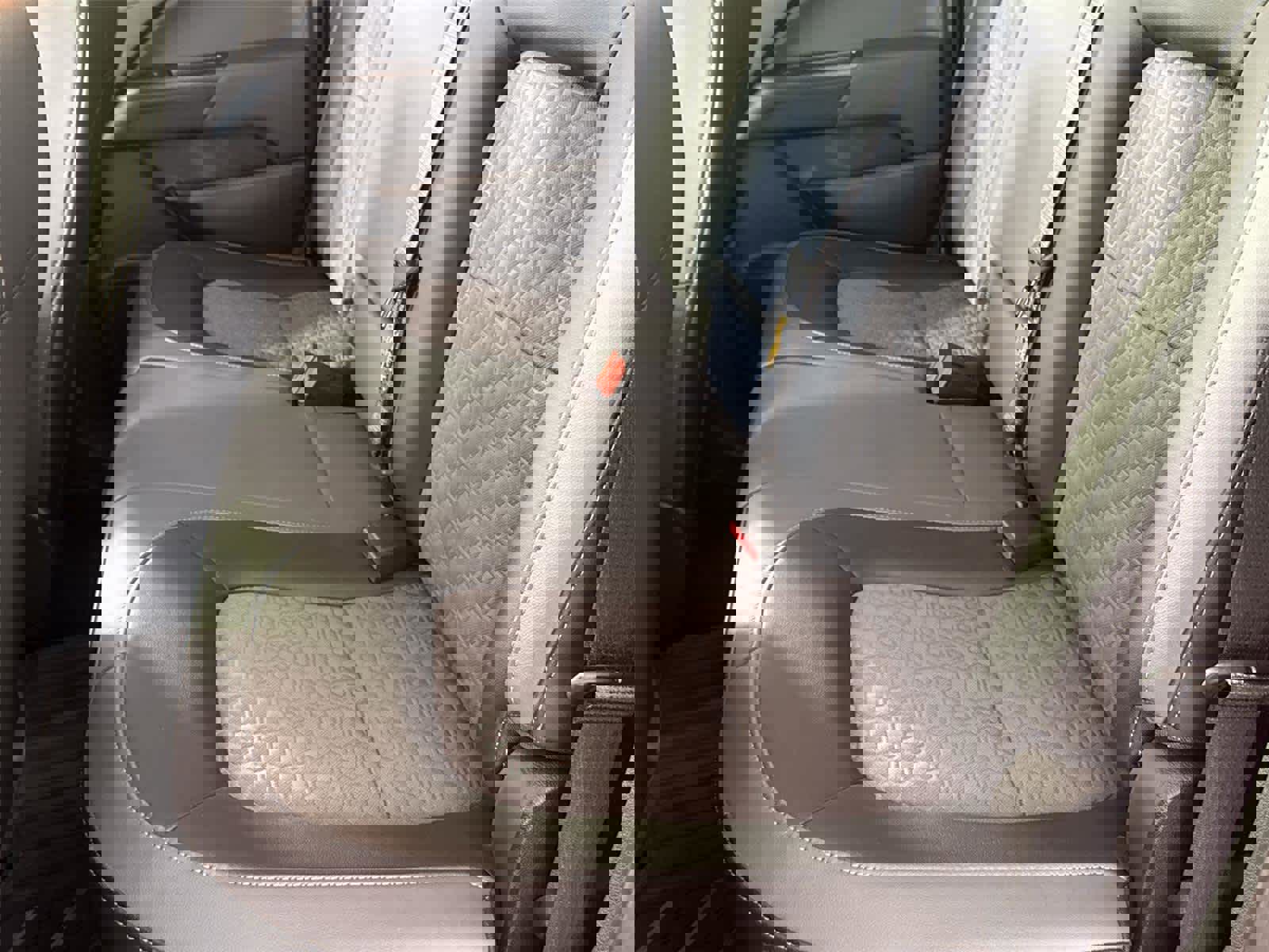 Used 2015 Chevrolet Colorado Z71 AWD/4WD image 15