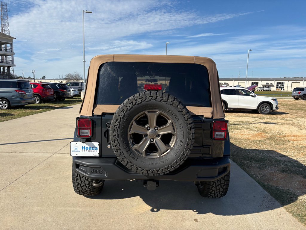 Used 2018 Jeep Wrangler Golden Eagle image 7