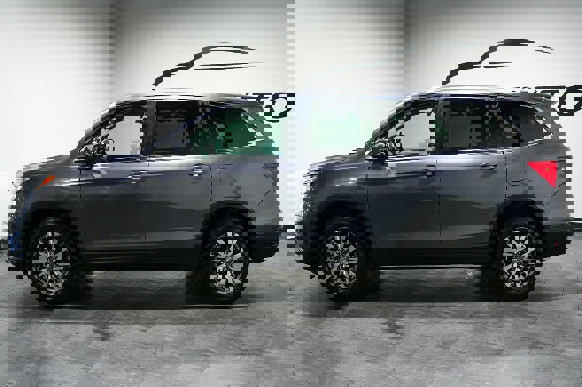 Used 2021 Honda Pilot EX image 3