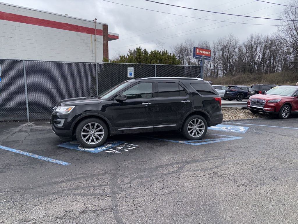 Used 2017 Ford Explorer Limited AWD/4WD image 11