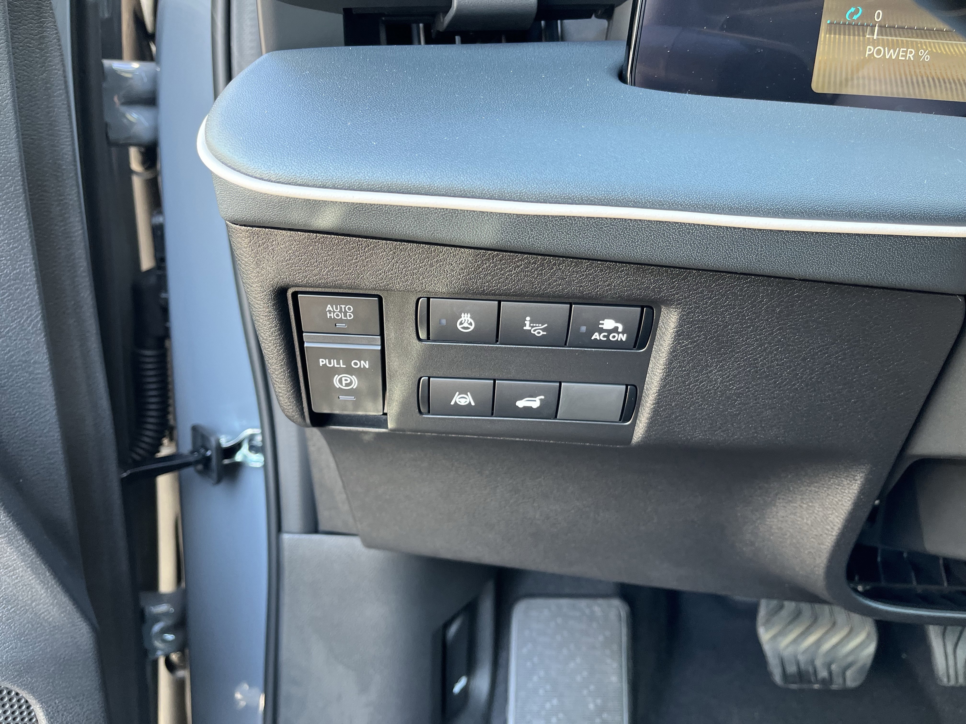 New 2026 Nissan Leaf Platinum+ w/ Cargo Package (Platinum+) image 15