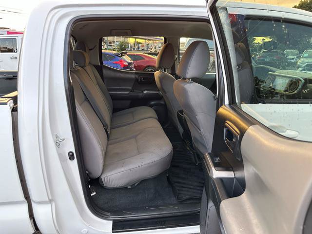 Used 2023 Toyota Tacoma SR5 RWD image 15