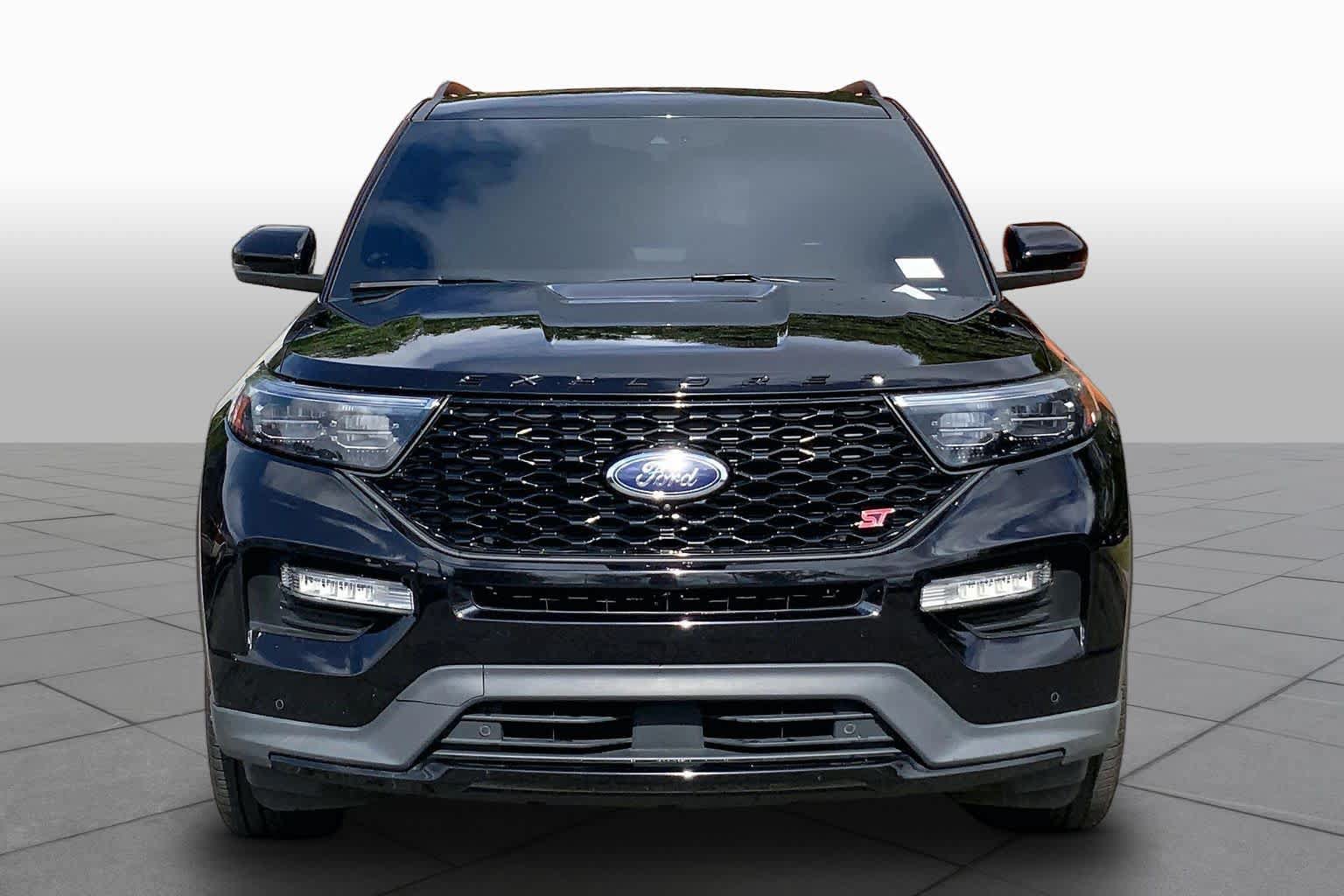 Used 2023 Ford Explorer ST w/ Equipment Group 401A AWD/4WD image 4