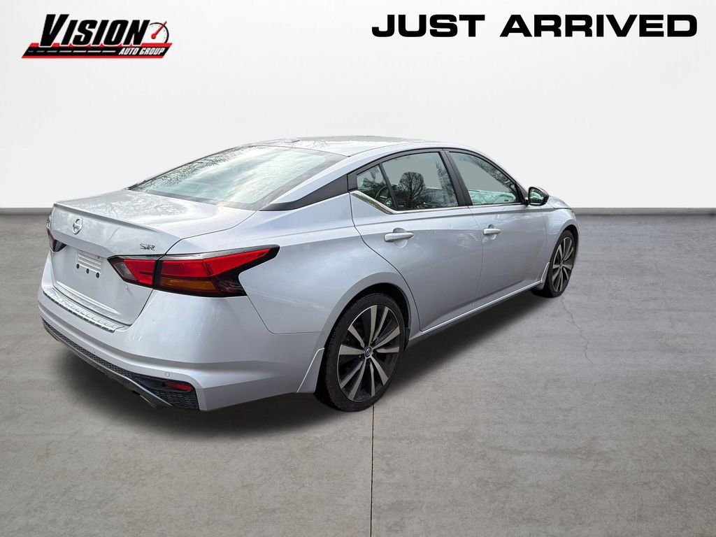 Used 2021 Nissan Altima 2.5 SR w/ SR Premium Package FWD image 5