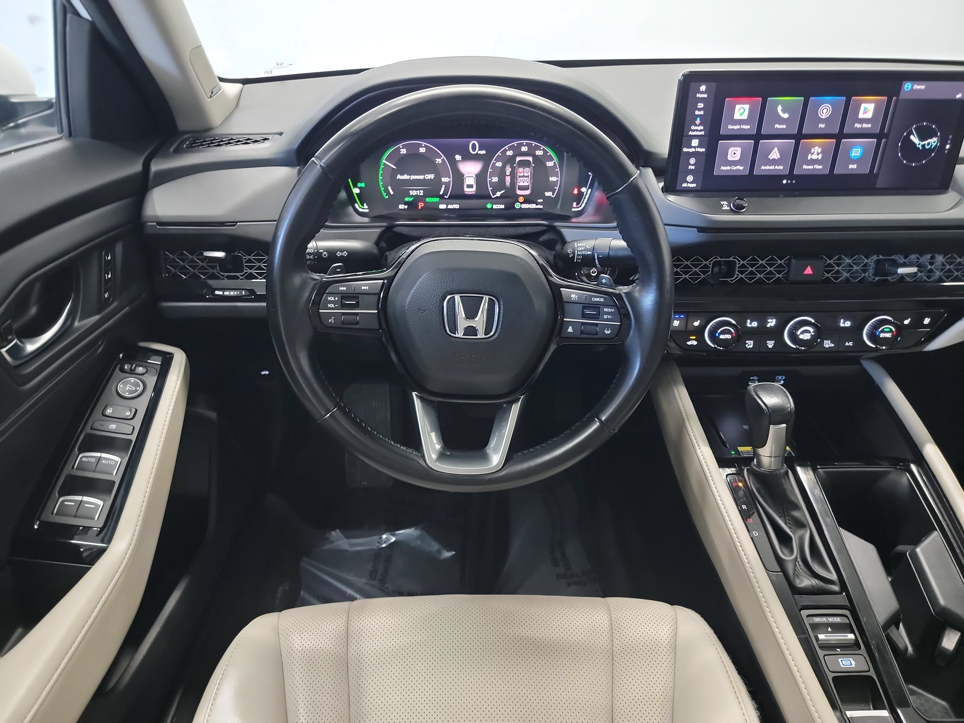 Used 2023 Honda Accord Touring image 16