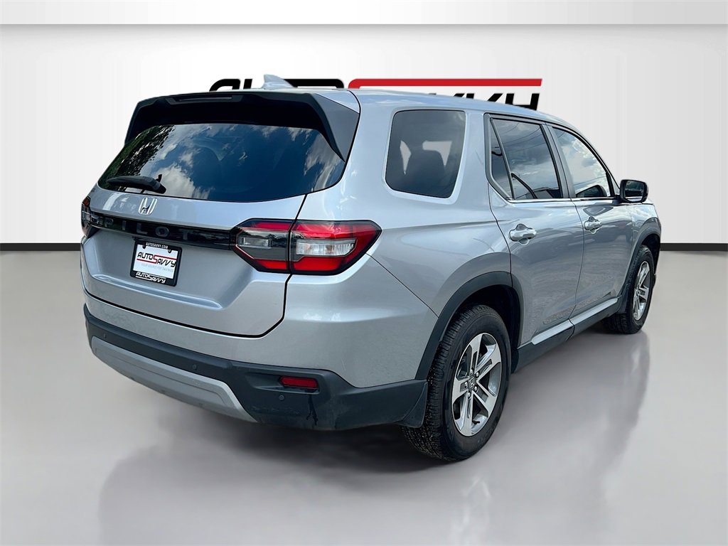 Used 2025 Honda Pilot EX-L image 7