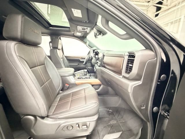 Certified 2023 Chevrolet Silverado 1500 High Country w/ High Country Premium Package AWD/4WD image 29
