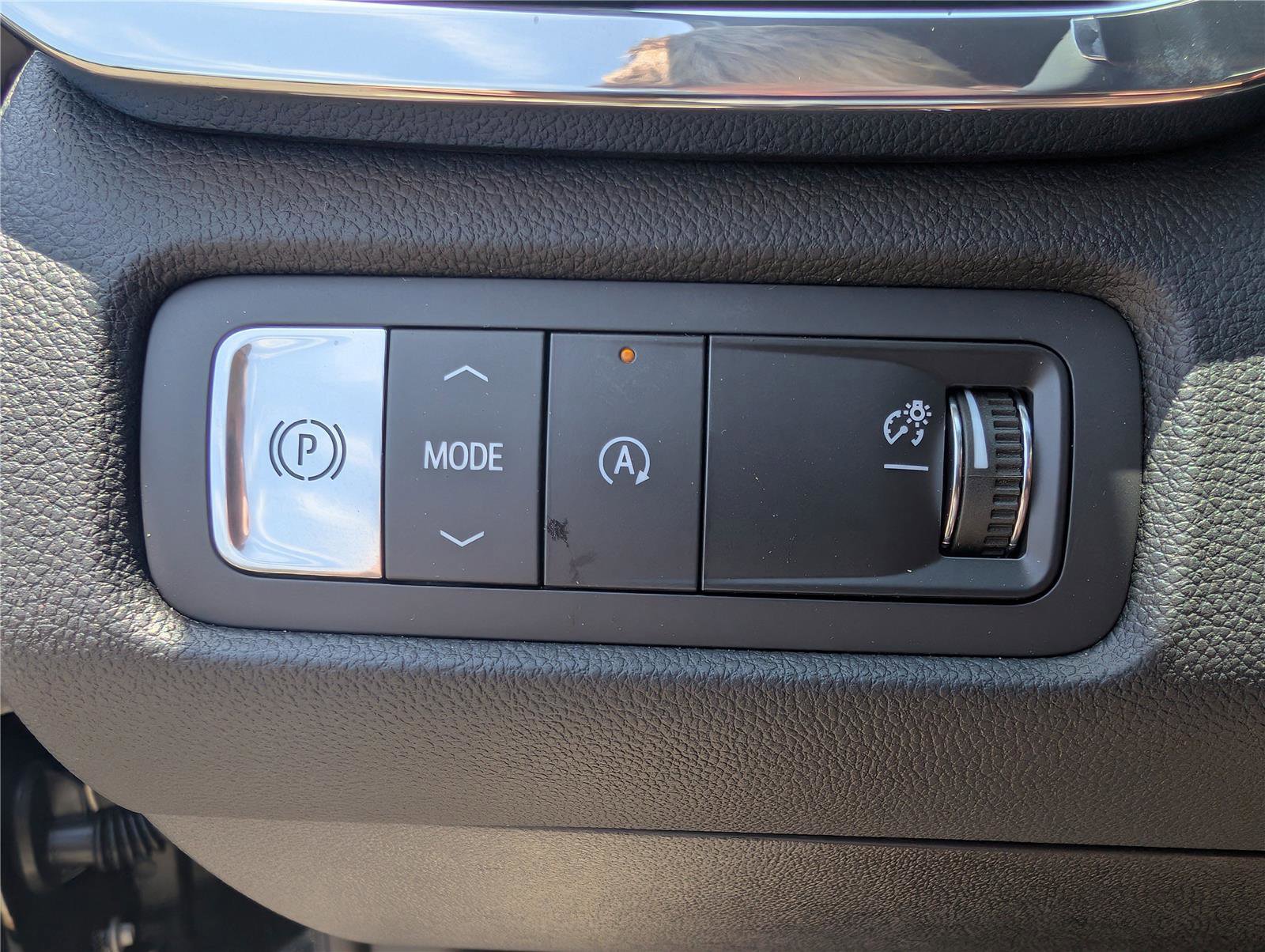 New 2025 GMC Acadia Elevation w/ Elevation Premium Package image 25