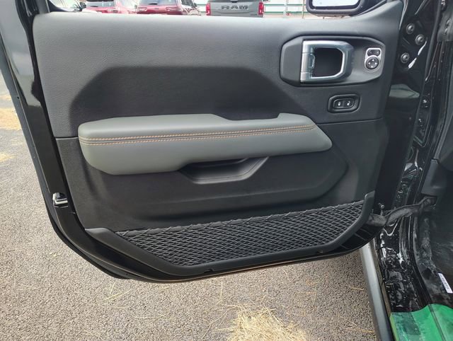 New 2026 Jeep Gladiator Mojave AWD/4WD image 8