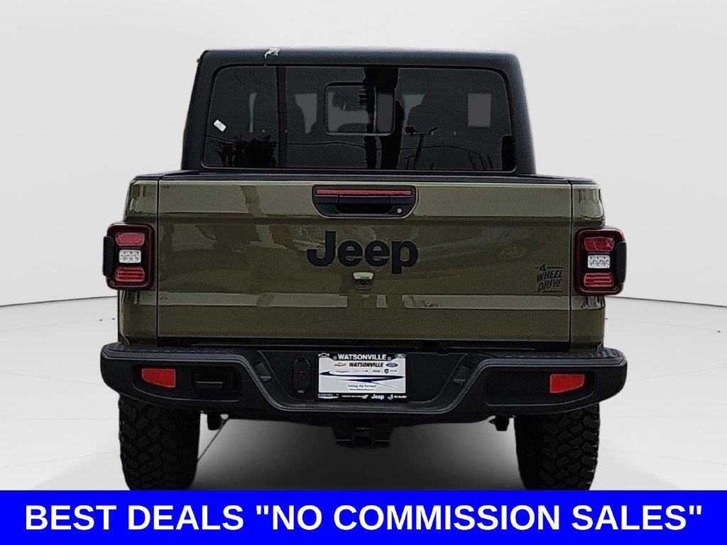 New 2026 Jeep Gladiator Sport AWD/4WD image 4