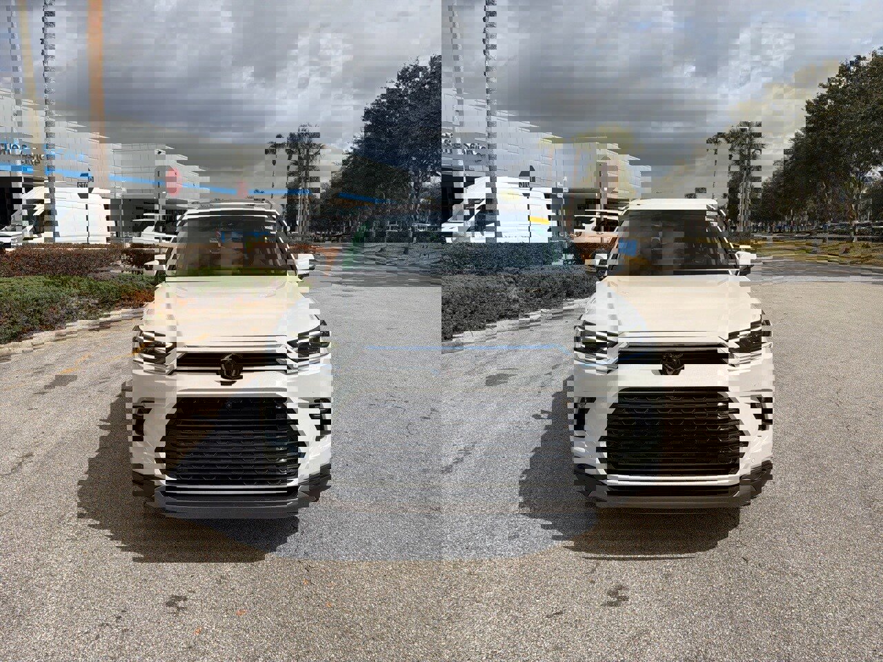 Used 2025 Toyota Grand Highlander AWD Hybrid image 7