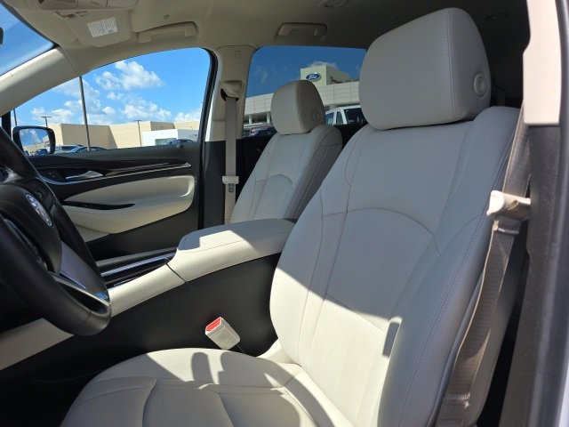 Used 2024 Buick Enclave Essence w/ Technology Package image 13