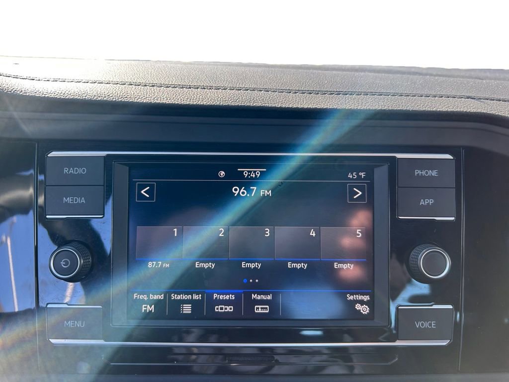 Certified 2023 Volkswagen Jetta Sport image 14