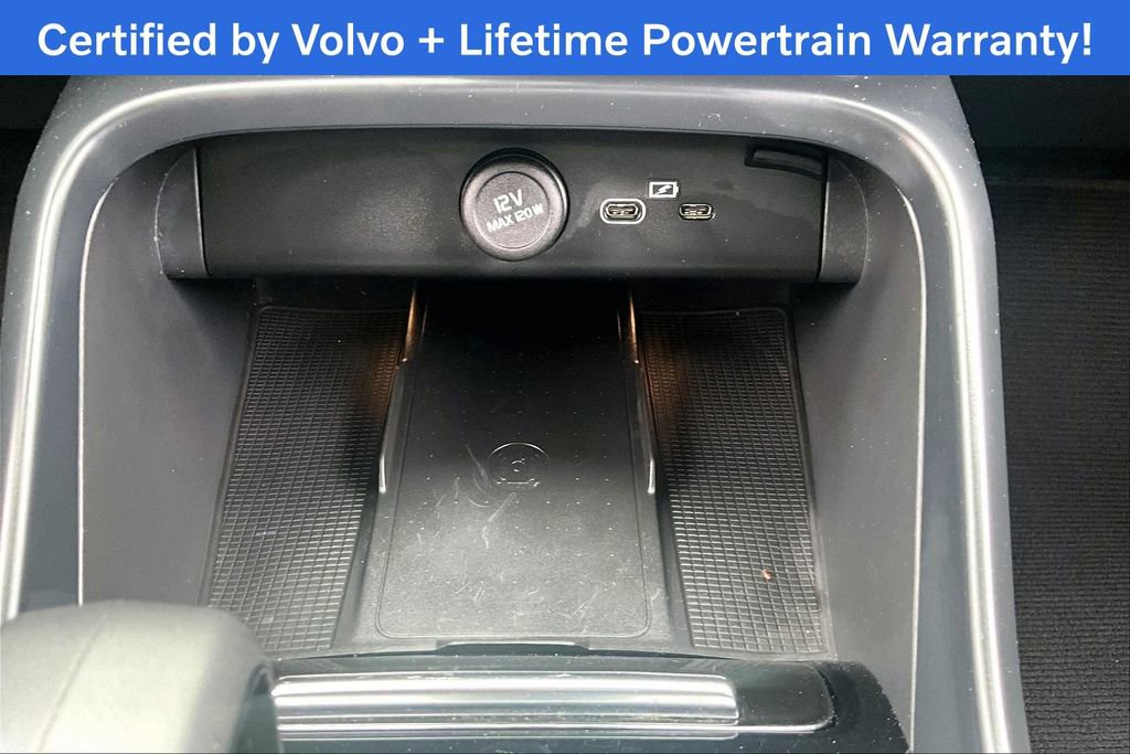 Used 2023 Volvo XC40 Recharge Ultimate image 33
