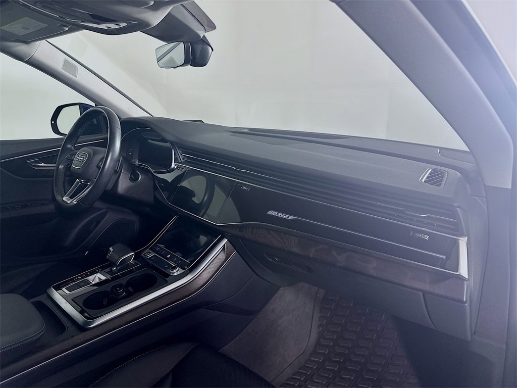Used 2021 Audi Q8 Premium Plus w/ Premium Plus Package image 30