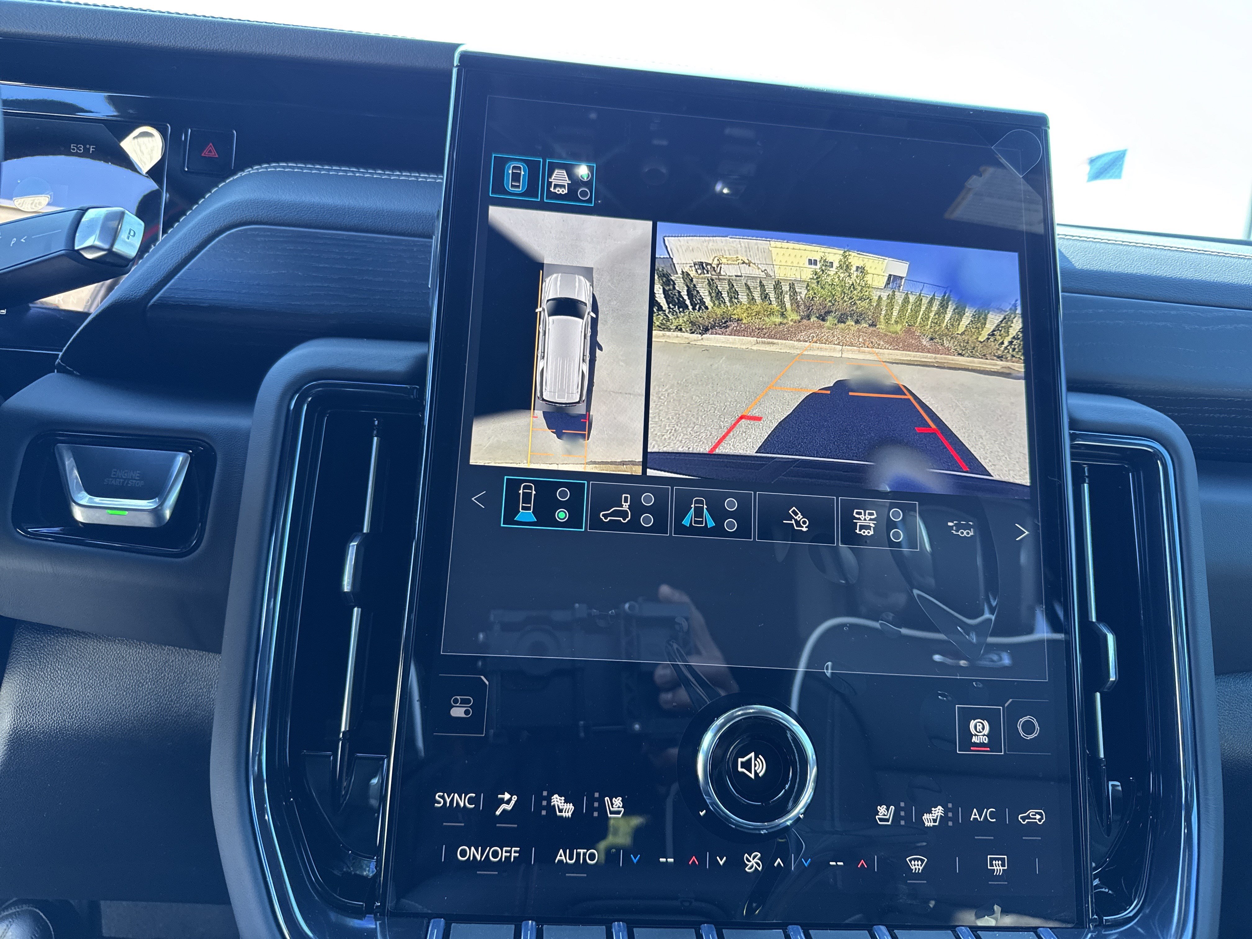 New 2026 GMC Yukon XL AT4 Ultimate AWD/4WD image 25