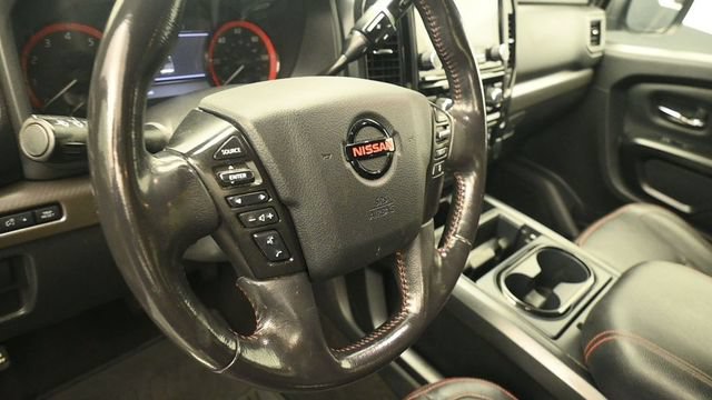 Used 2021 Nissan Titan PRO-4X w/ Pro-4x Convenience Package AWD/4WD image 17