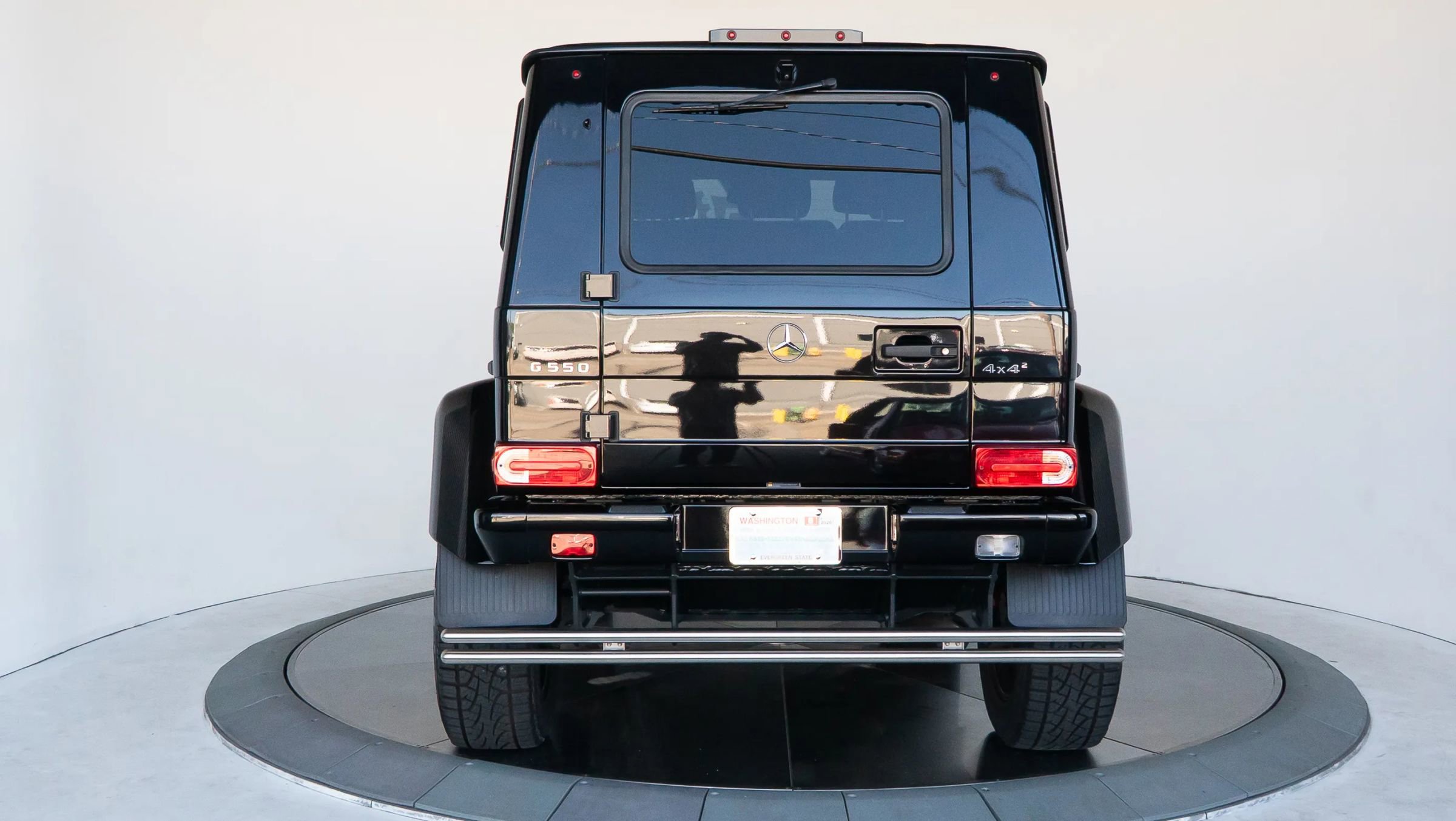 Used 2017 Mercedes-Benz G 550 Squared image 6