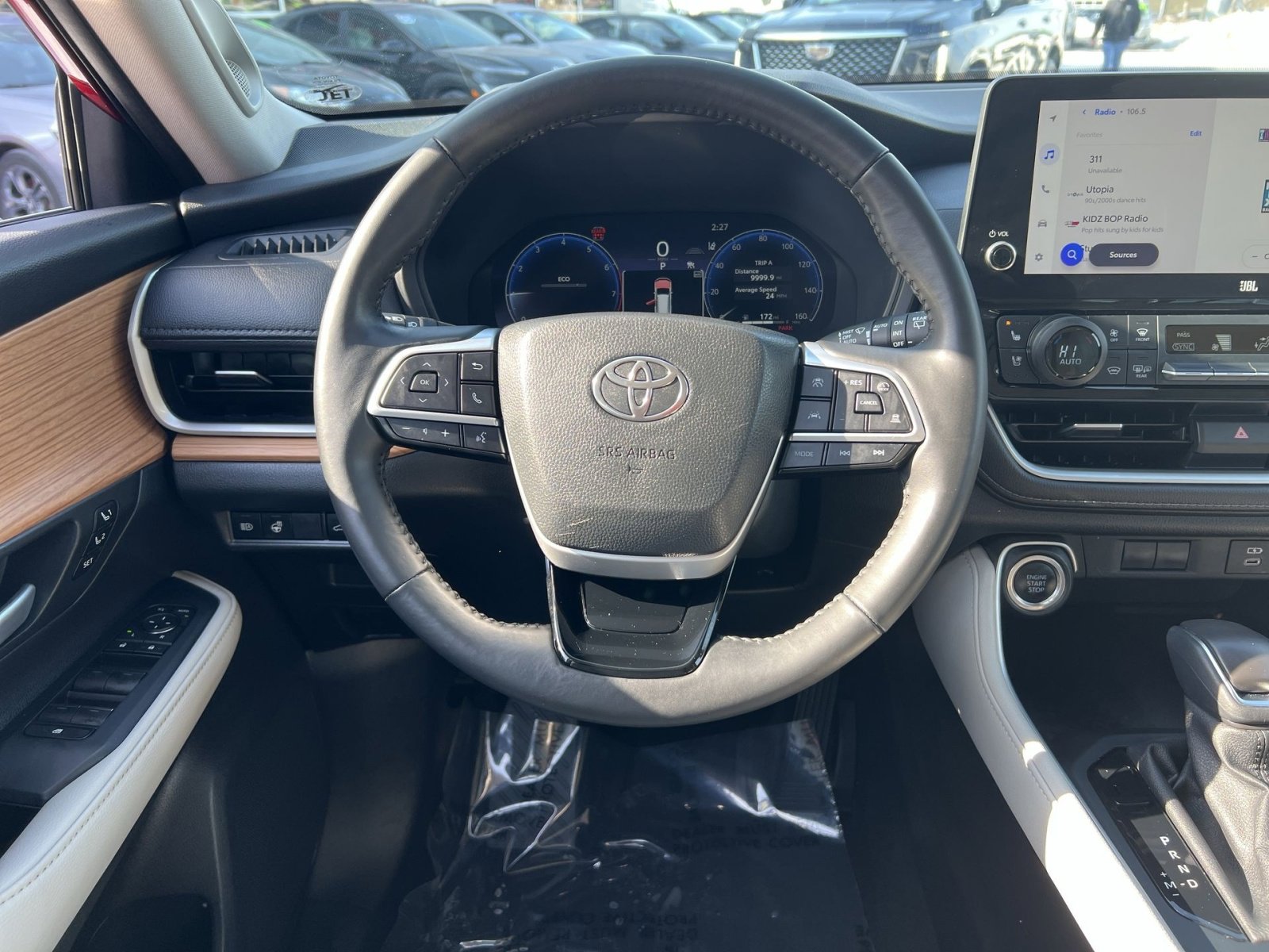 Used 2024 Toyota Grand Highlander Limited image 16