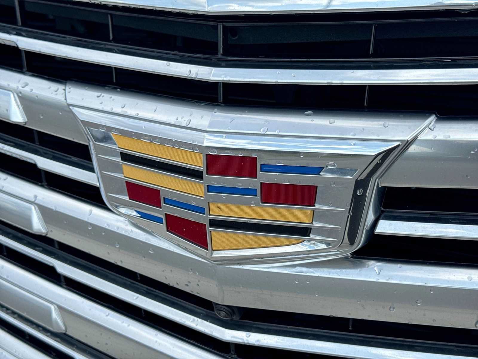 Used 2018 Cadillac Escalade ESV Platinum AWD/4WD image 11