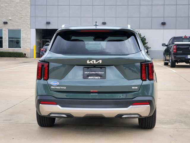 Certified 2026 Kia Sorento EX w/ EX Premium Package AWD/4WD image 6