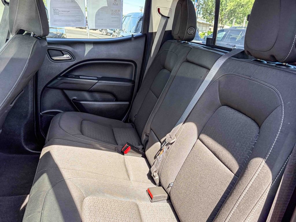 Used 2020 GMC Canyon SLE w/ Driver Alert Package image 40