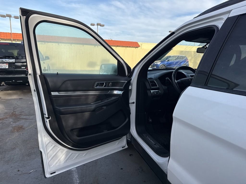 Certified 2018 Ford Explorer Sport image 6