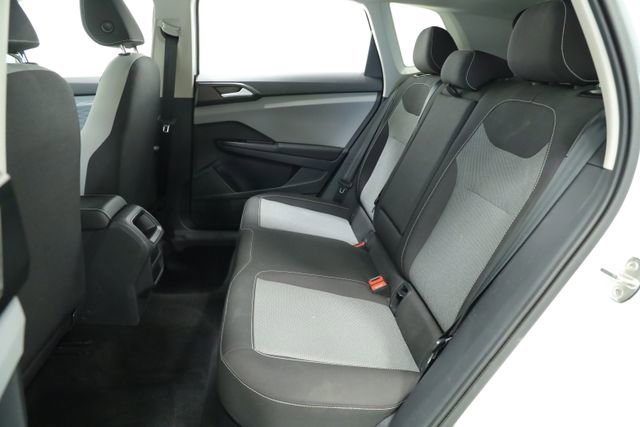 Certified 2023 Volkswagen Taos S FWD image 30